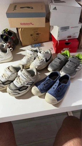 Lotto paia scarpe - 4,